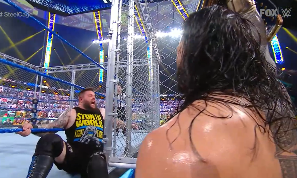 Roman Reigns retains Universal Championship in Steel Cage Match on WWE Friday Night SmackDown